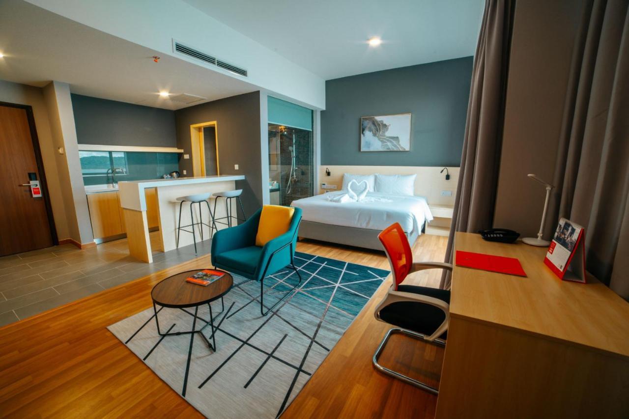 Swiss-Belhotel Kuantan Exterior photo